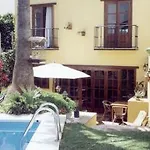 Boutique Lorca Konukevi 2*