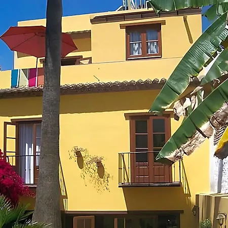 Boutique Lorca בית הארחה