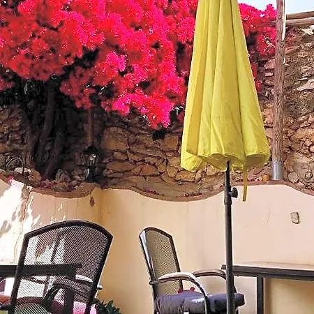 Boutique Lorca בית הארחה