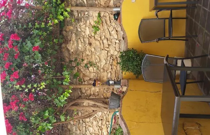 Boutique Lorca 内尔哈